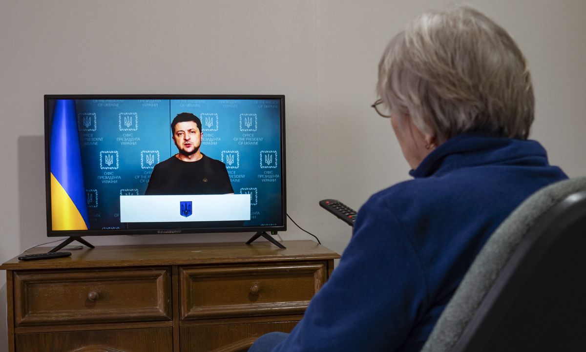 KIEV, UKRAINE - 2022/03/02: President Volodymyr Zelensky delivers an urgent televised address to the Ukrainian nation. He accuses Russia of attacking Babin Yar, a mass grave site for Jews who died during the Holocaust. He stresses that the aggressor is waging a war to destroy Ukraine, destroying its cities and villages, civilian infrastructure and committing war crimes. (Photo by Igor Golovniov/SOPA Images/LightRocket via Getty Images)