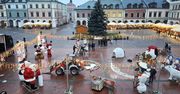 Zamość: Zaplanowano uroczyste rozświetlenie choinki oraz świątecznych iluminacji. Ze świętym Mikołajem