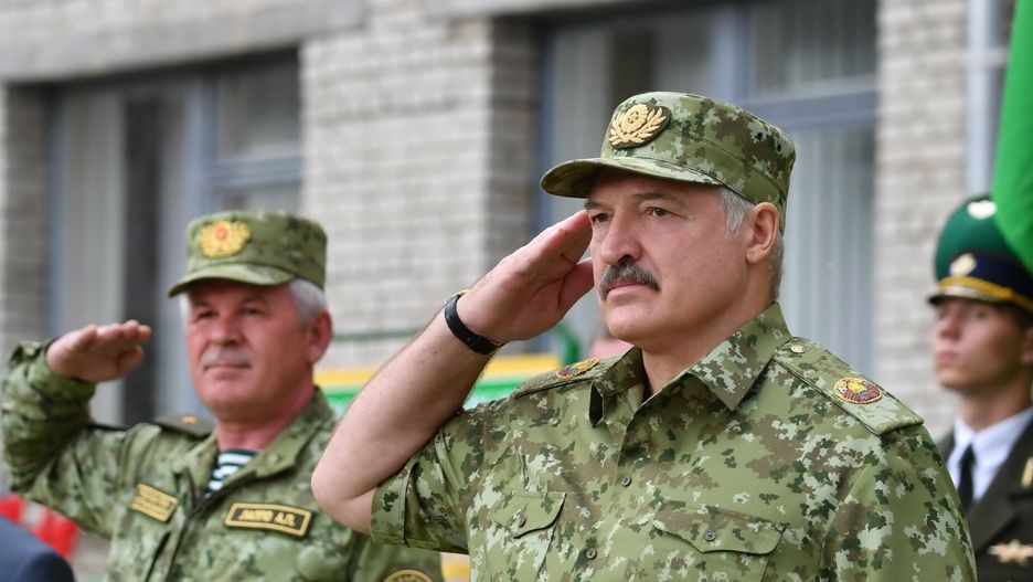 Wojtek Laski - r�?neFot. Laski Diffusion/East News Prezydent Bialorusi Alaksandr Lukaszenka podczas spotkania z przedstawicielami bialoruskiej Sluzby Granicznej.Laski Diffusion