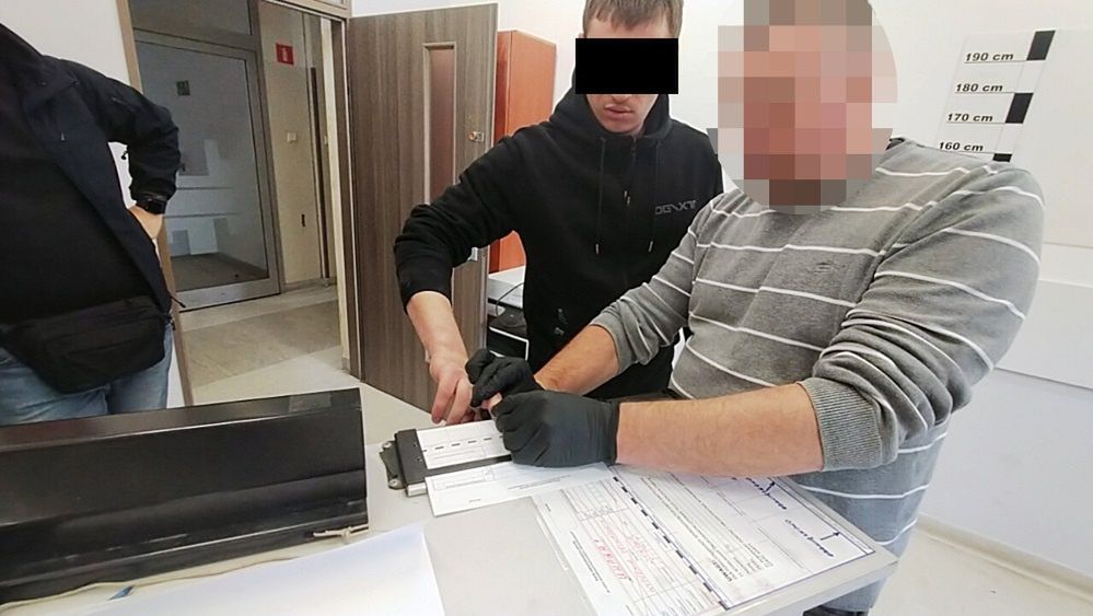 "Surfer z S8". Obywatel Białorusi odpowie przed sądem