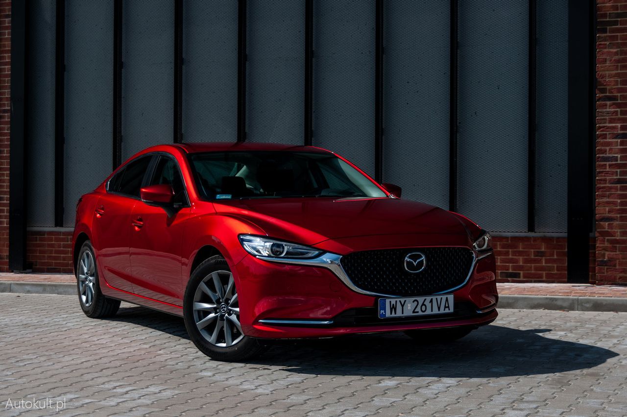 Mazda 6 to propozycja w starym stylu - także w kwestii nadwozia