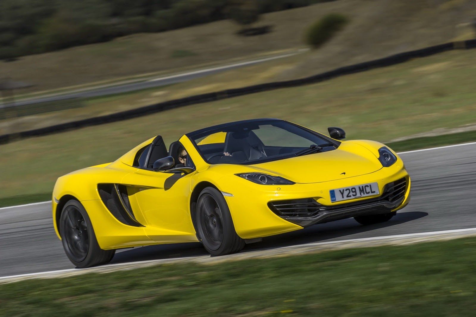 McLaren MP4-12C Spider - obszerna galeria prosto od producenta 39