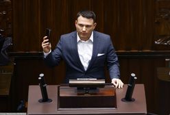 Chwalą Mentzena po występie w Sejmie. "Przebojem wchodzi nowe pokolenie"