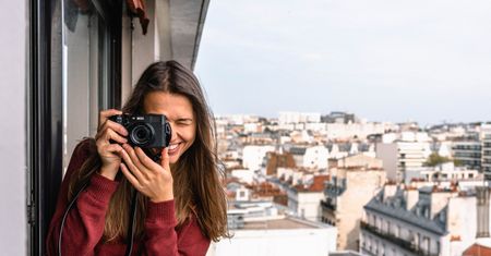Jaki dobry aparat fotograficzny kupić? Poradnik dla amatorów i początkujących