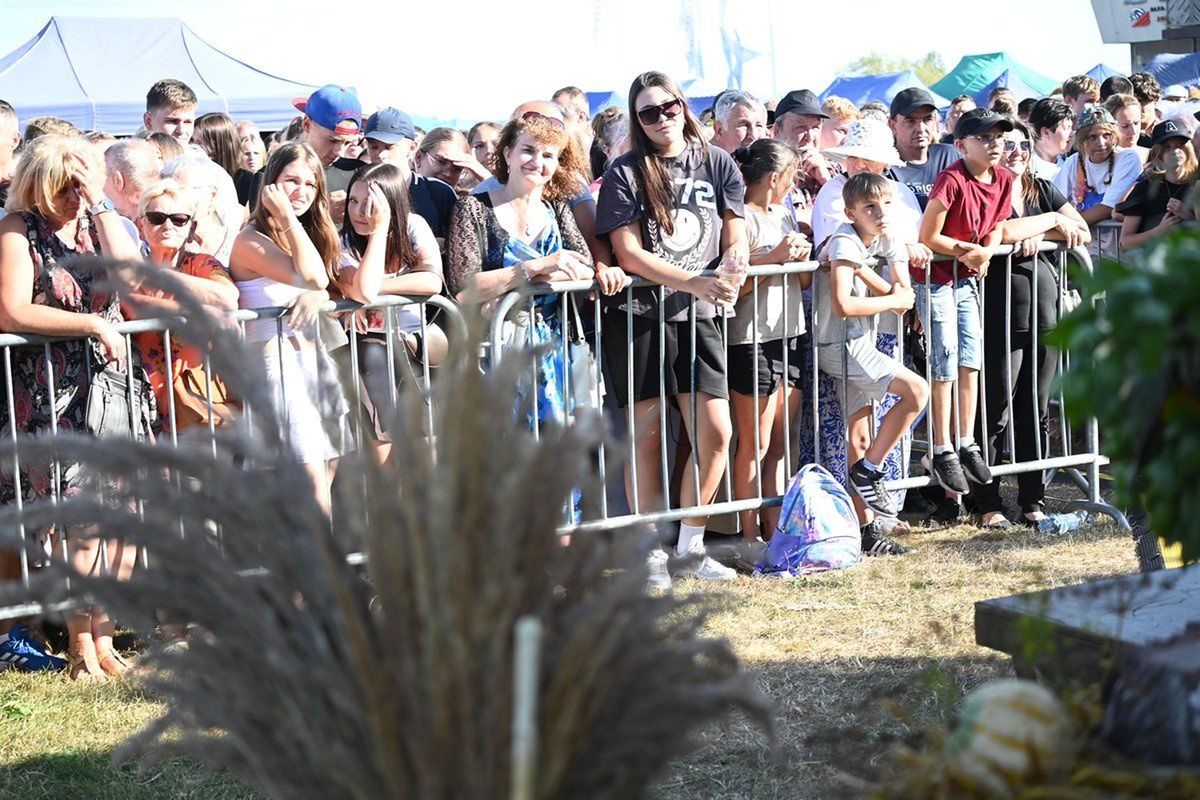 Zenon Martyniuk rozgrzał swoich fanów na dożynkach