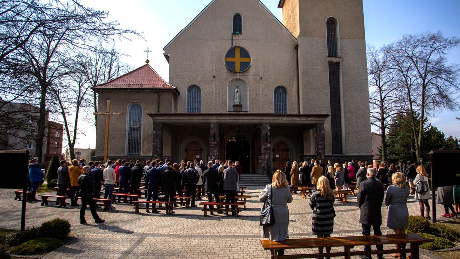 Bierzmowanie w pierwszy dzień twardego lockdownu.