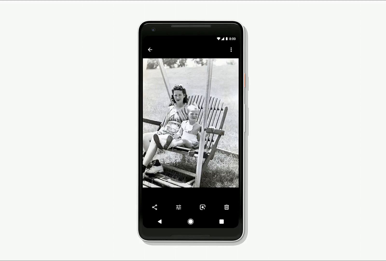 Zdjęcia Google z masą nowych funkcji. Sztuczna inteligencja pokoloruje czarno-białe fotki i udostępni je znajomym 8