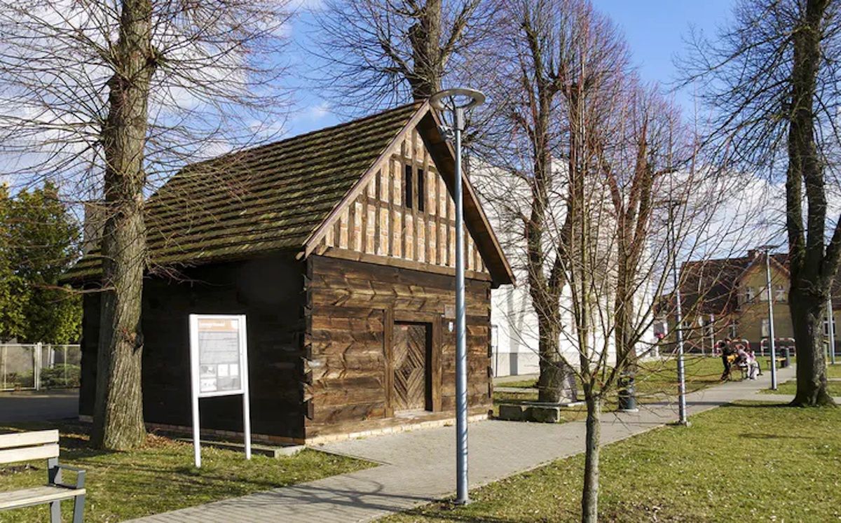 Lamus tkacki