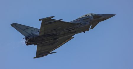 Myśliwce NATO poderwane. Łotewska armia alarmuje ws. drona