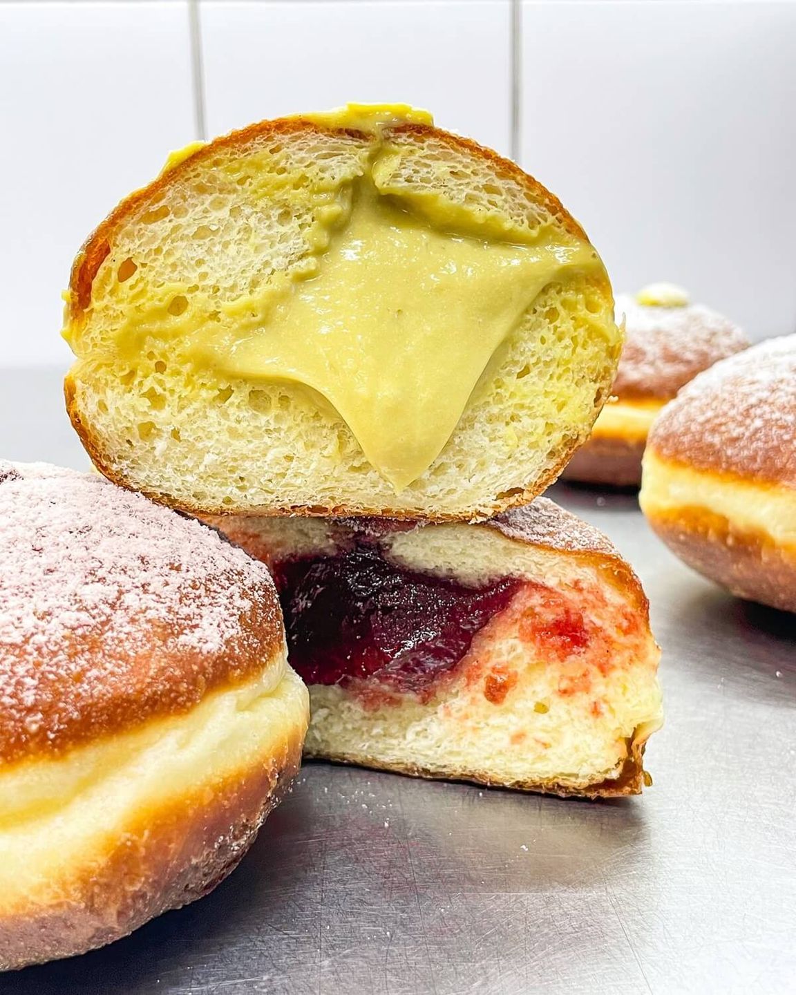 Pączki w cukierni Pate
