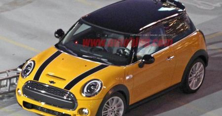 2014 MINI Cooper S odsłania swoją twarz