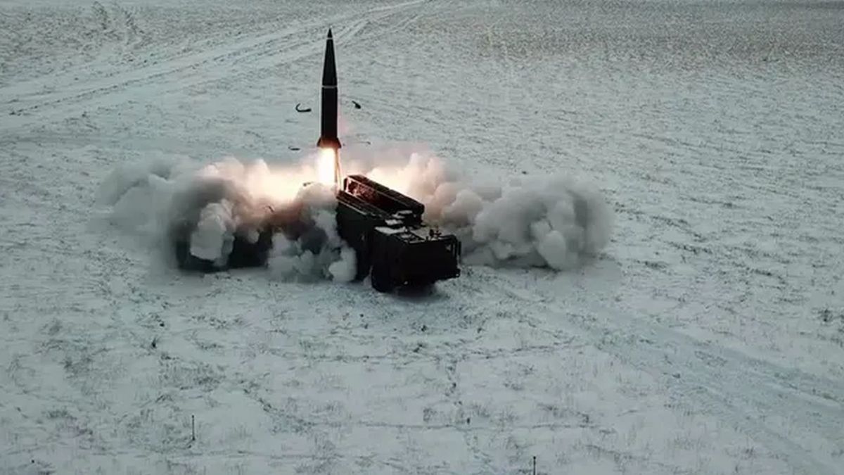 Start rakiety Iskander - zdjęcie poglądowe