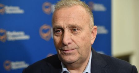 Szymon Hołownia dogadał się z Konfederacją? Schetyna: nie wierze w to