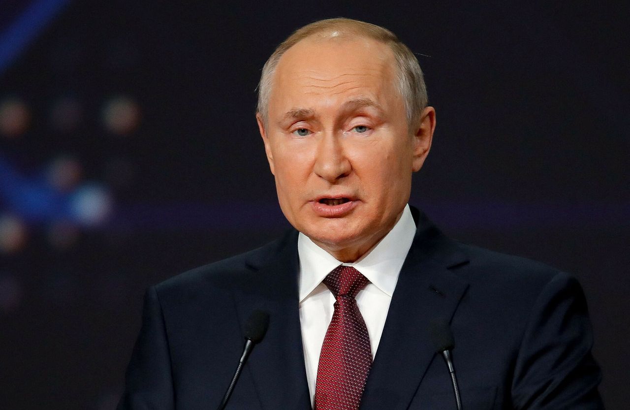 Putin wzywa ukraińską armię do obalenia rządu. Haniebne słowa o "bandzie narkomanów i neonazistów"