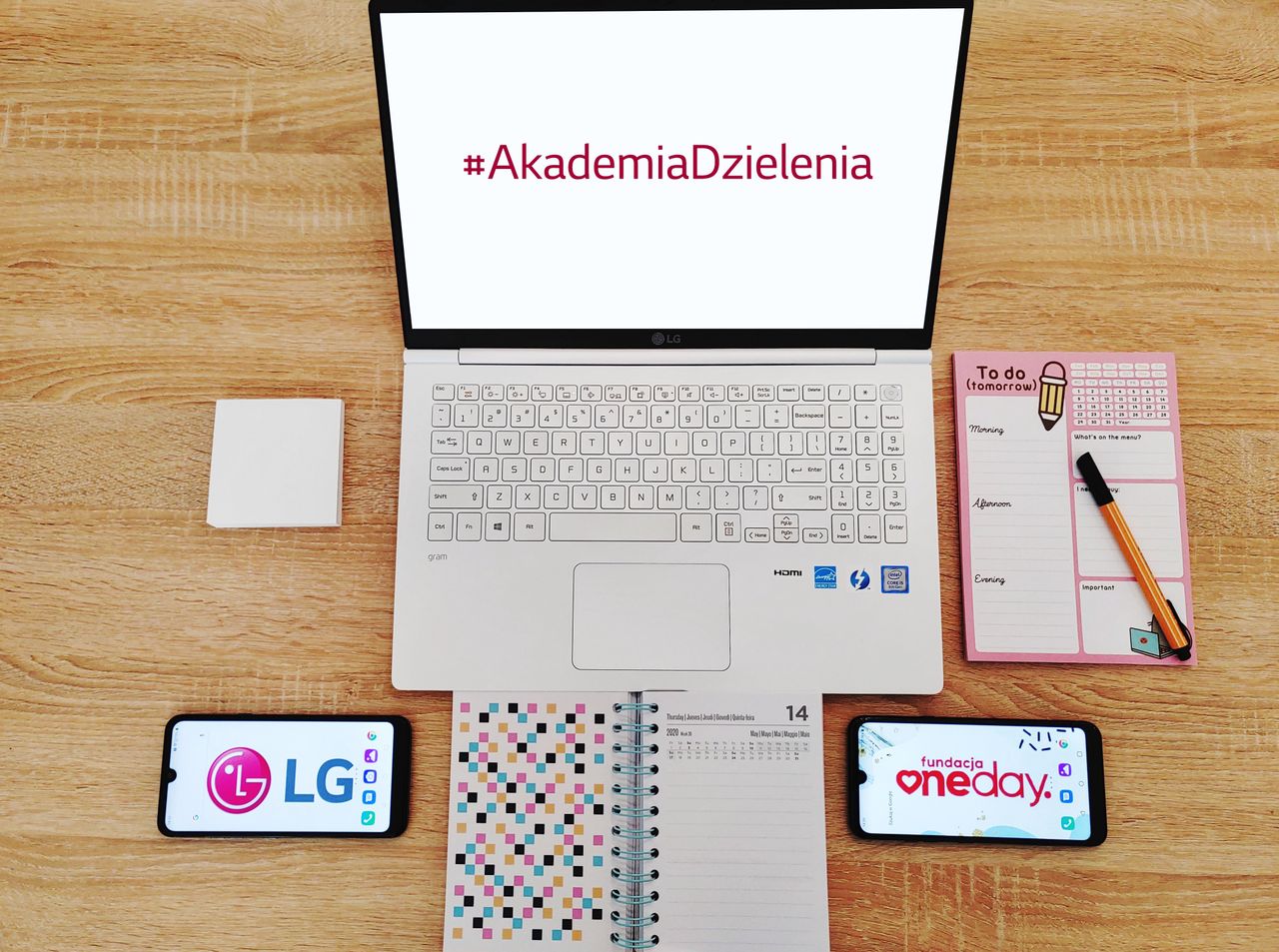 LG przekazuje laptopy oraz smartfony do domów dziecka