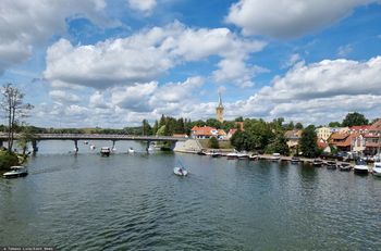 Zasady parkowania w mazurskim kurorcie. Darmowy postój dla turystów