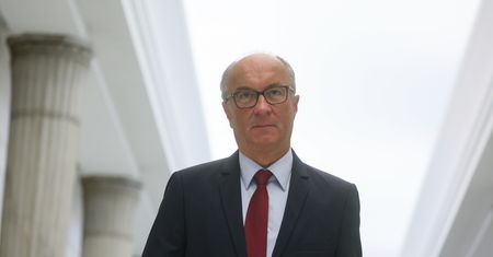 Ma jacht i 15 tys. książek. Oto majątek nowego marszałka Sejmu