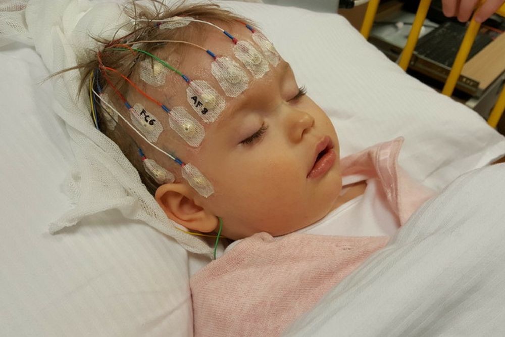 Izę czeka operacja usunięcia ogniska padaczki