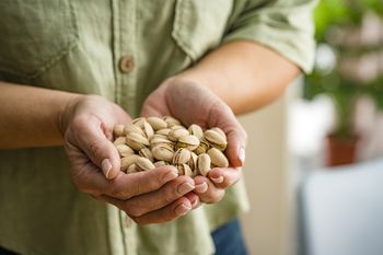 Nie tylko ropa. Przez wojnę w Iranie błyskawicznie drożeje ten produkt