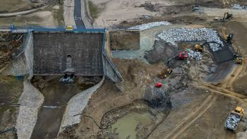 Stronie Śląskie: Odbudowa tamy opóźniona
