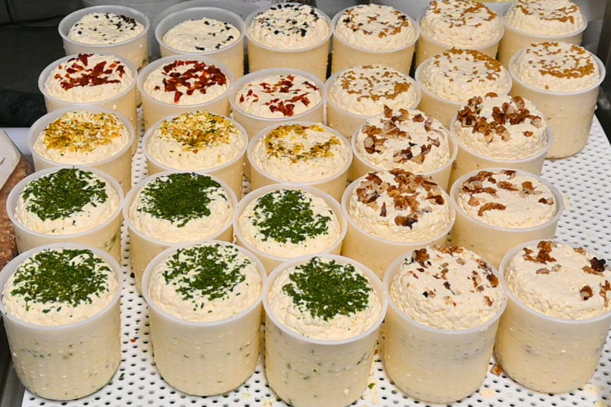 Takich serów nie znajdziesz w supermarkecie. Mistrzyni serowarstwa poleca