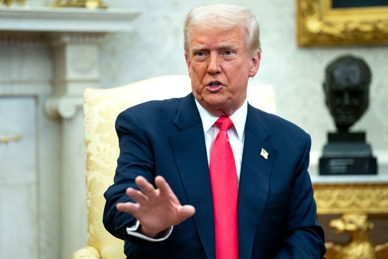 Specjalna wizyta senatora w Chinach. Pierwsza od czasu wygranej Trumpa