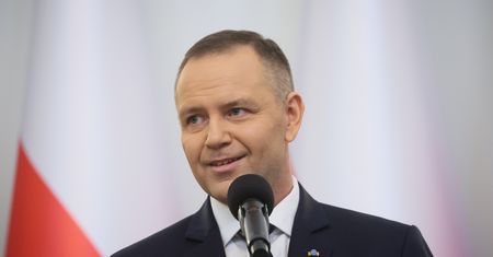 Niemieckie media o decyzji Nawrockiego. "Naraża się na pośmiewisko"