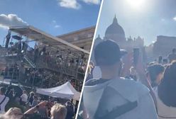 Pierwsze nagrania z placu świętego Piotra. "Clima de fiesta"