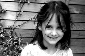 Konar przygniótł dzieci na placu zabaw. 6-latka nie żyje