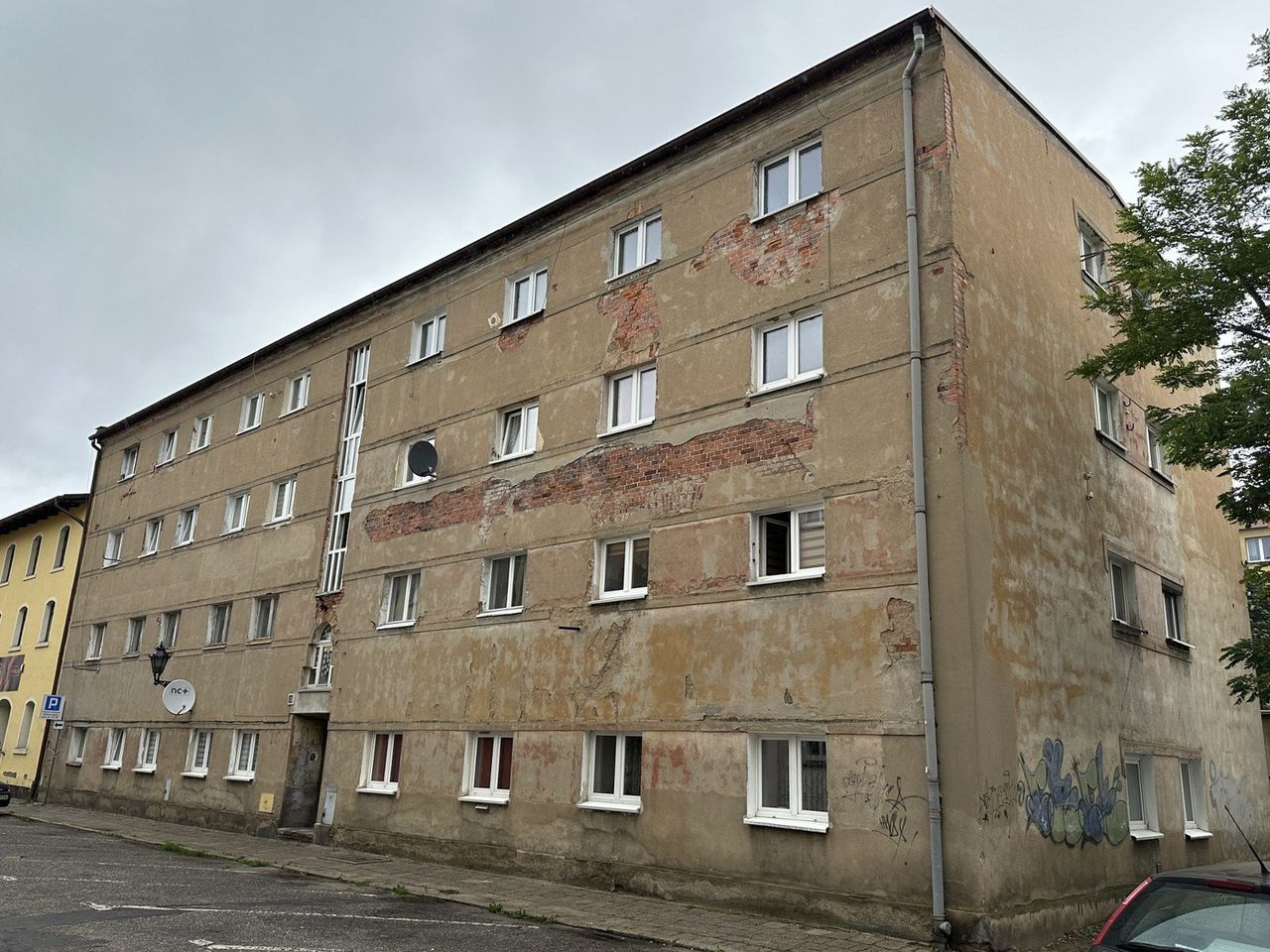 Magistrat zdecydował. Kamienica przy Królowej Jadwigi do rozbiórki