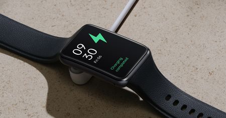 Niedrogi smartwatch z baterią na 2 tygodnie. OPPO Watch Free już w Polsce