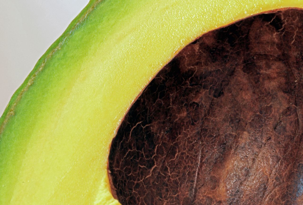 Why is it worth eating avocado?