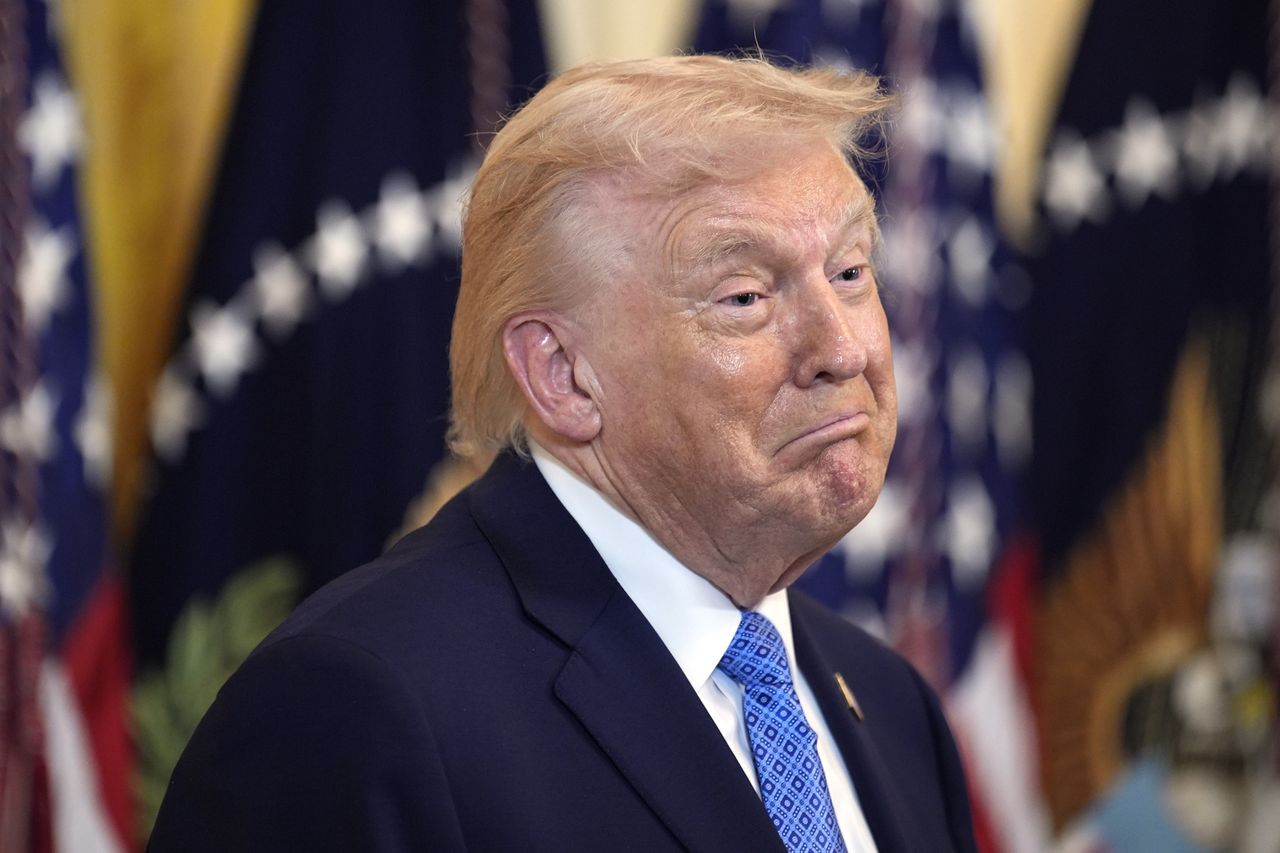 Celne uderzenie gospodarcze USA w reżim Maduro. Marynarka blokuje 8 mld dolarów