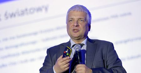 "Umowa o pracę powoduje patologie ciąży". Oto cytaty z wypowiedzi kandydata na RPO