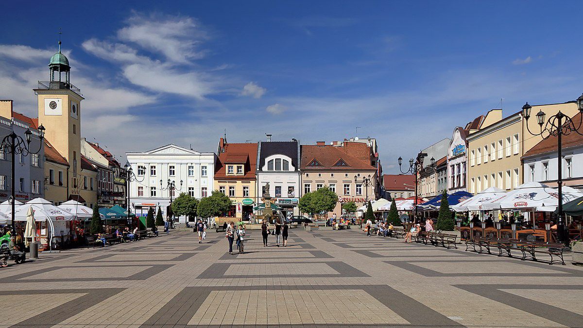 Dzielnice Rybnika odcięte. Jedyne przejście nad torami zostało zamknięte. "Jest niebezpiecznie"
