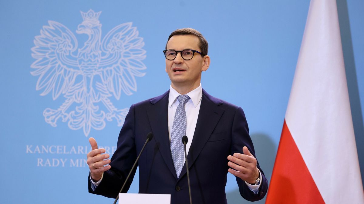 Dorabiający na kilku kontraktach zarobią mniej, bo dopłacą nawet 4 mld zł za lepszą ochronę w ZUS — pisze "Rz" 