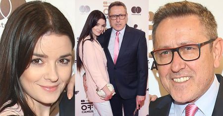 Szczęśliwy Andrzej Sołtysik tuli młodą żonę na festiwalu filmowym