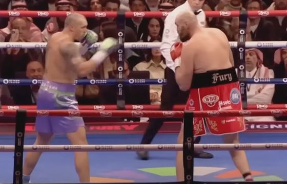 Nadawca publiczny przywraca boks do ramówki. Zaskakująco długa przerwa