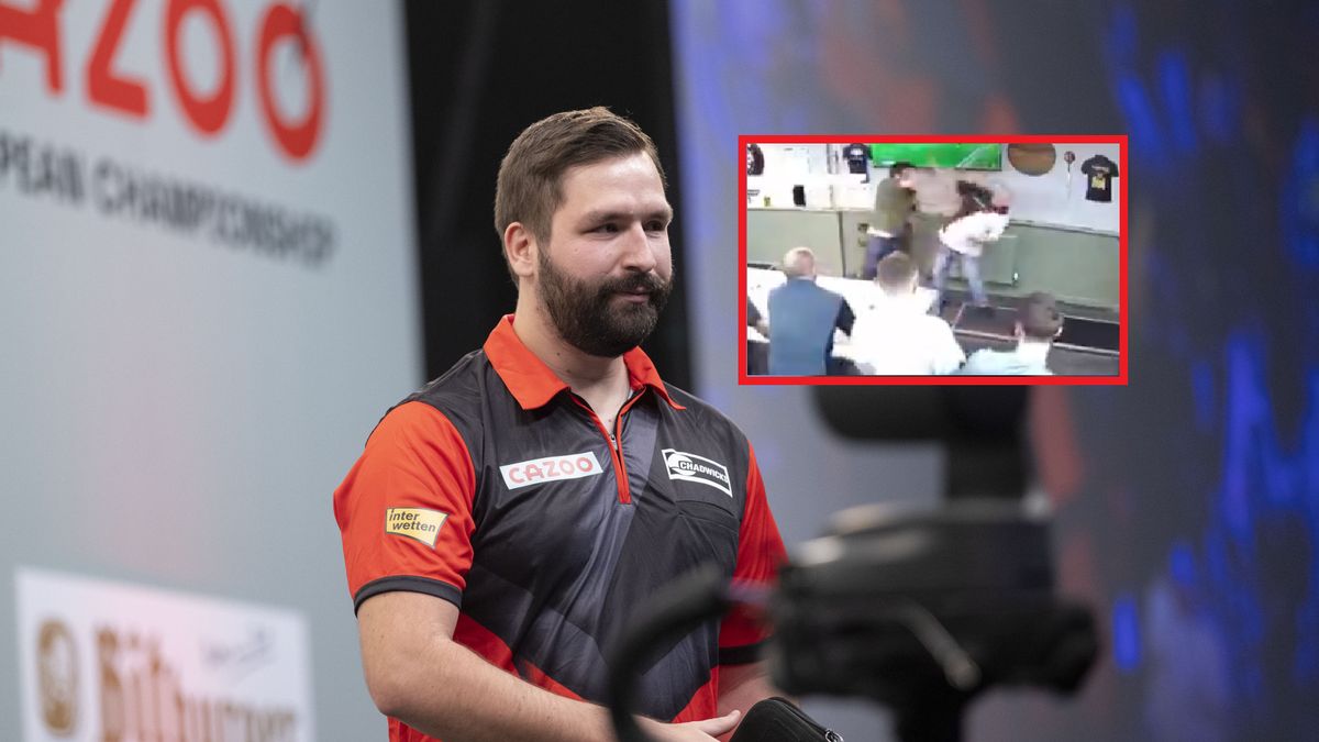 Na zdjęciu Adam Smith-Neale. W ramce moment jego ataku na przeciwnika