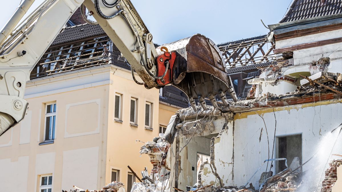 Rozbiórka budynku mieszkalnego