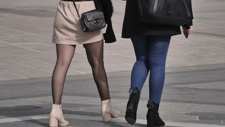 Dlaczego nie nosić rajstop pod spodniami? 