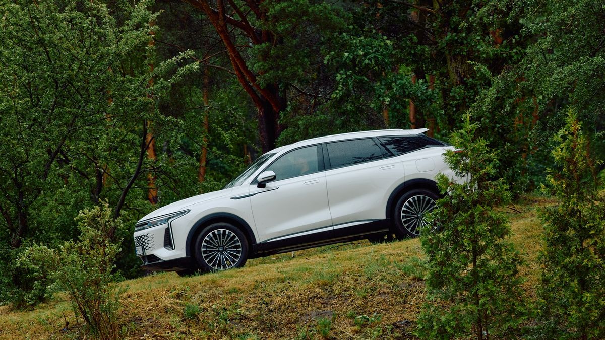 Omoda 9 Super Hybrid