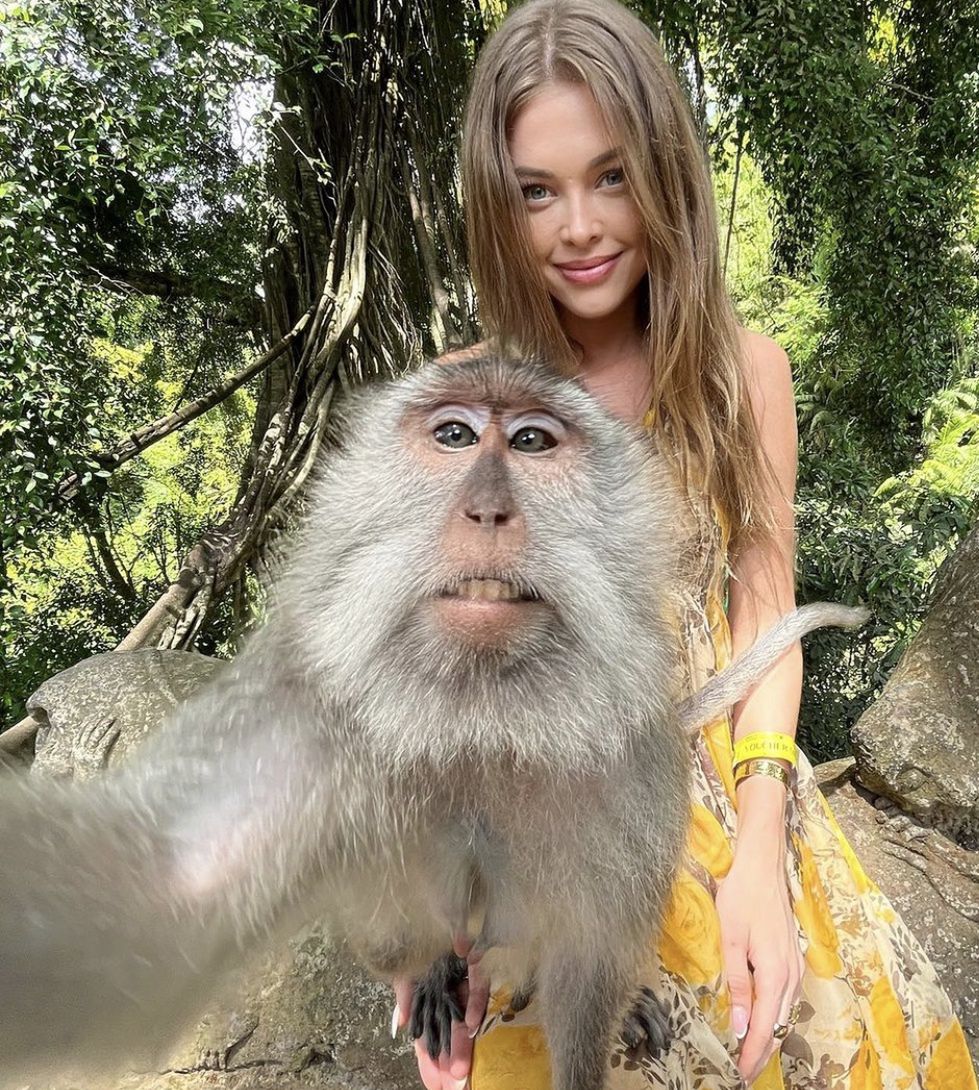 Joanna Opozda kusi zdjęciami w skąpym bikini. Tak bawi się na Bali