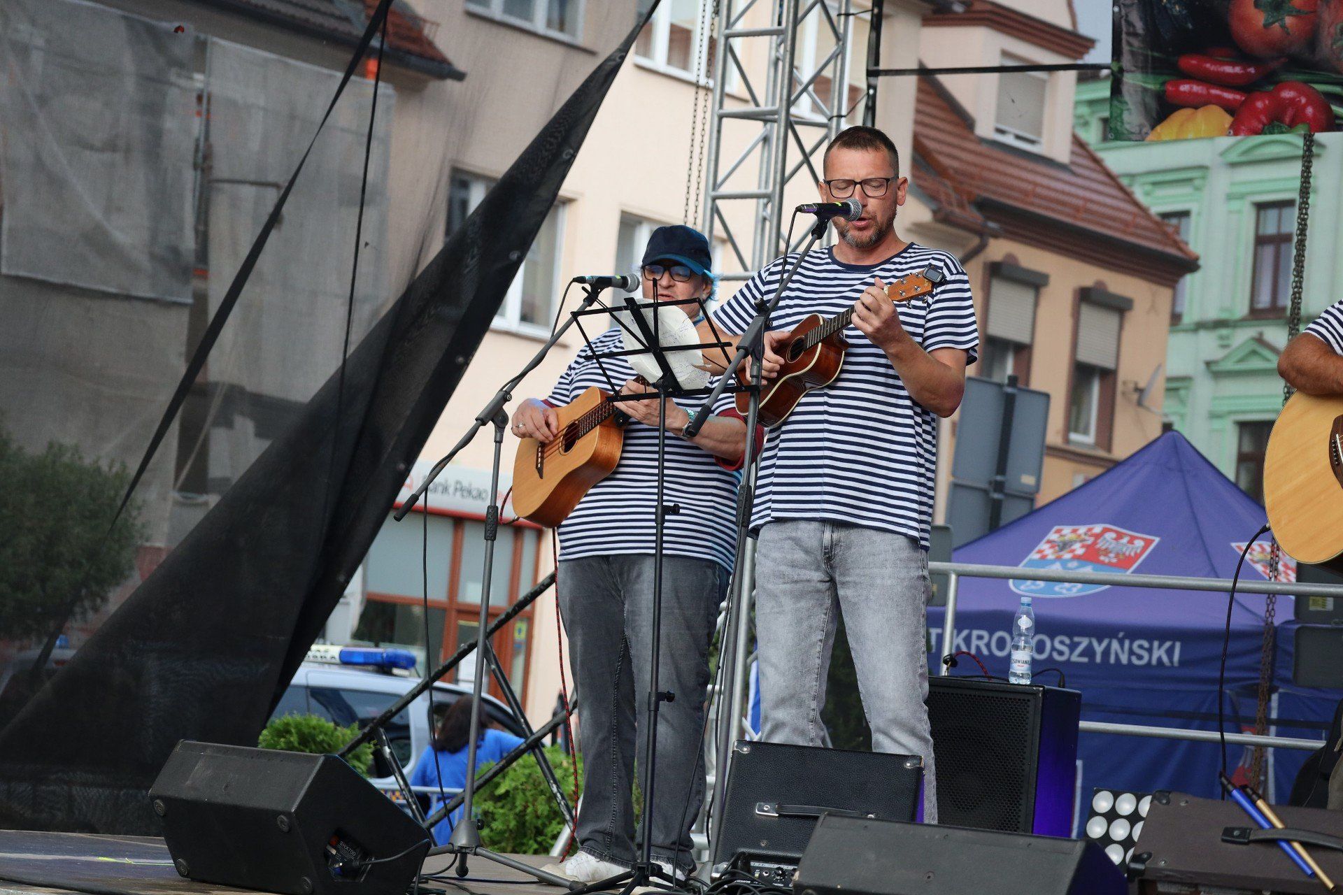 Podczas muzyczno-kulinarnej imprezy KGW z powiatu krotoszyńskiego zaprezentowały swoje umiejętności. W tym roku królowały królik i dziczyzna