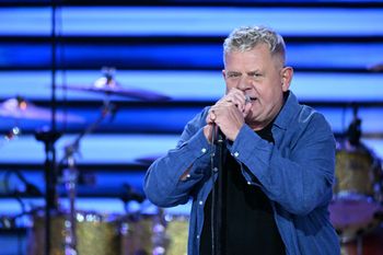 Kult zagrał na Teneryfie bez Kazika, ale fani dali radę