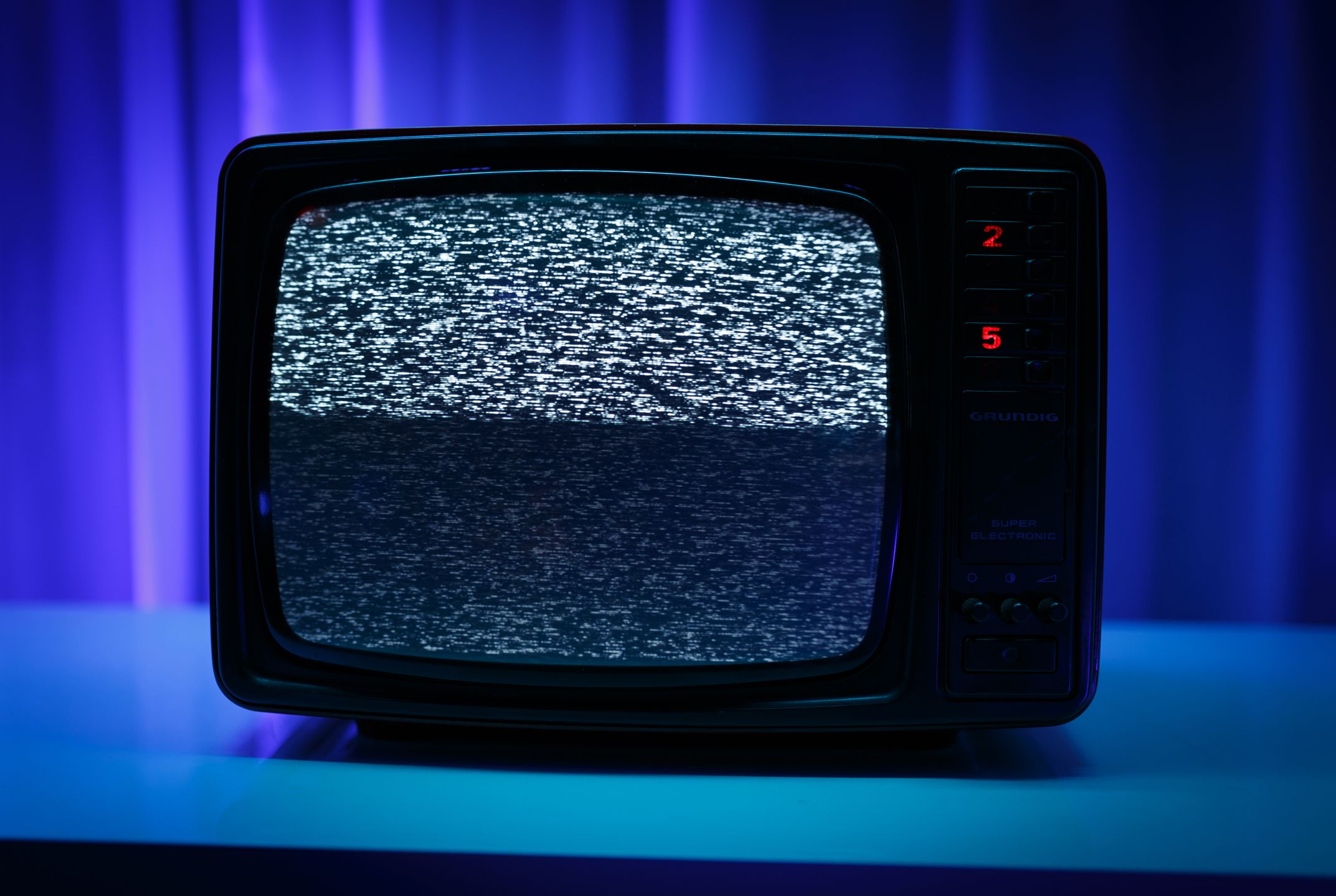 Telewizory CRT jeszcze wrócą. Tak jak NES i inne stare technologie 4