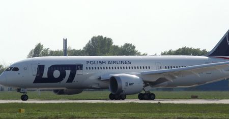 LOT planuje kolejne zwolnienia. 200 osób na bruk