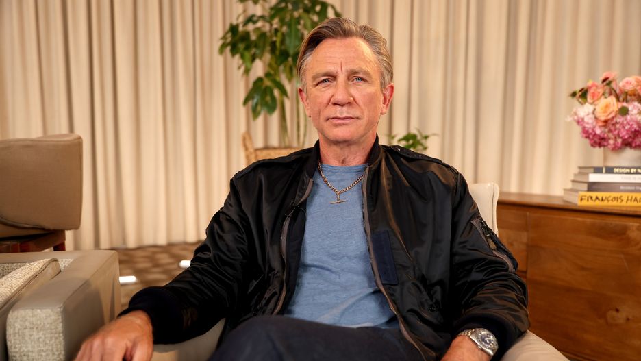 Daniel Craig