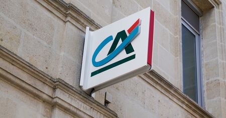 Awaria w Credit Agricole. Bank nalicza transakcje podwójnie