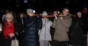 Droga Krzyżowa ulicami Radomska. Wierni w drodze z kościoła NMP Królowej Polski do parafii św. Lamberta